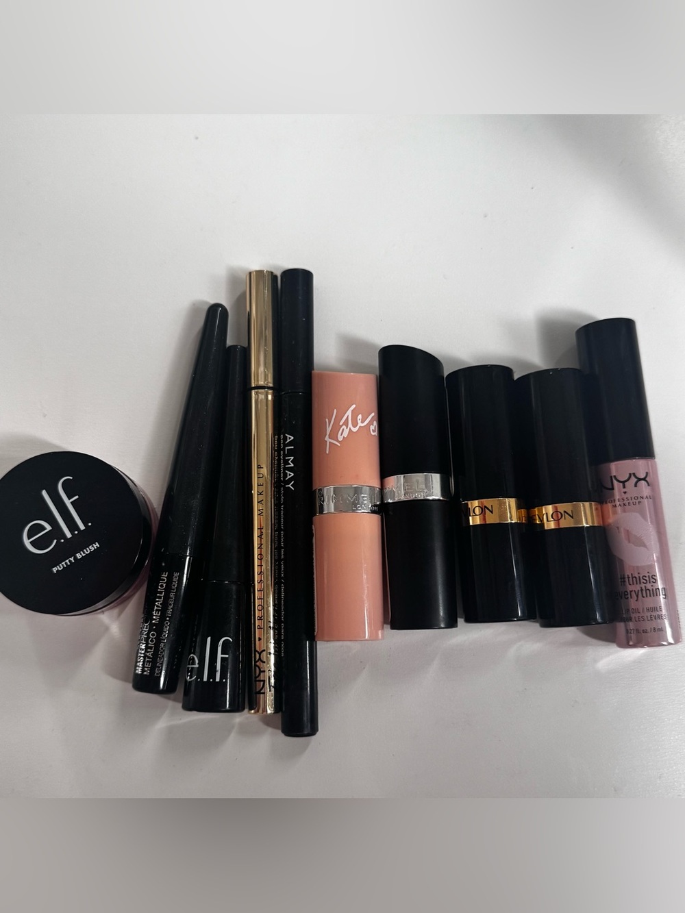 MAKEUP BUNDLE